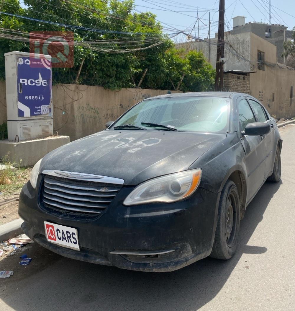 كرايسلر 200